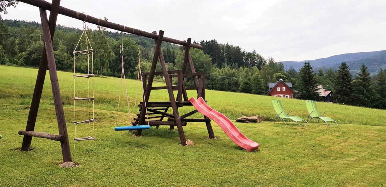 Hotel Penzion Daniela Paseky nad Jizerou Zewnętrze zdjęcie