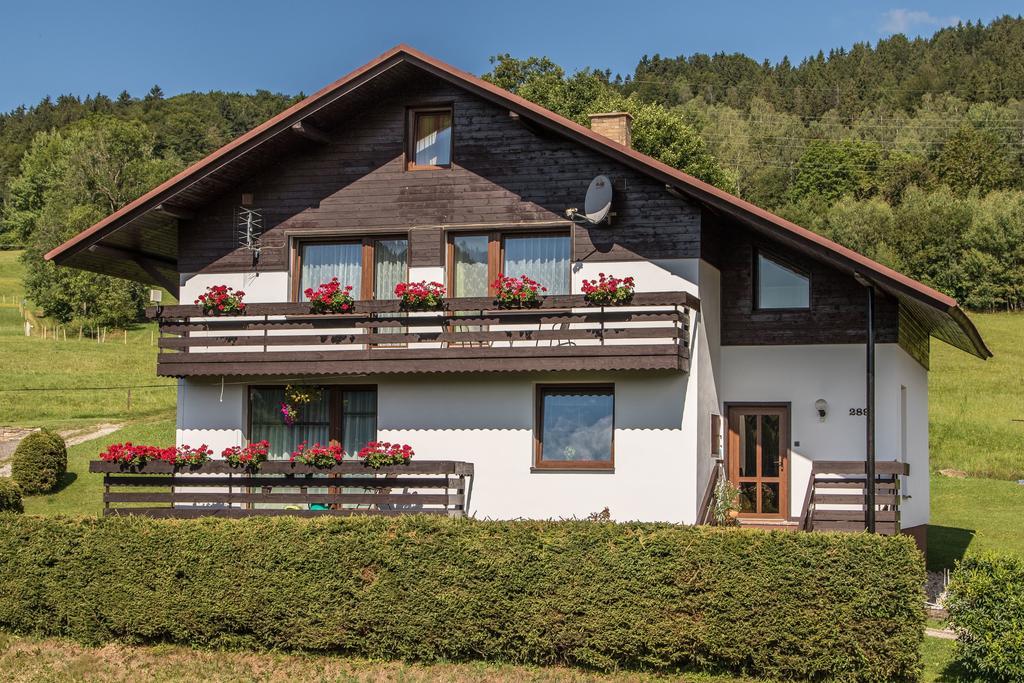 Hotel Penzion Daniela Paseky nad Jizerou Zewnętrze zdjęcie
